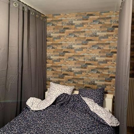 Appartement Confortable Et Tranquillite Assurer Тур Екстериор снимка