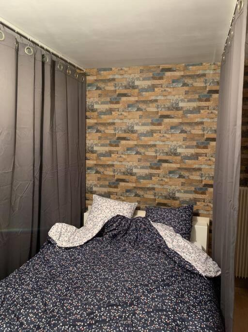 Appartement Confortable Et Tranquillite Assurer Тур Екстериор снимка